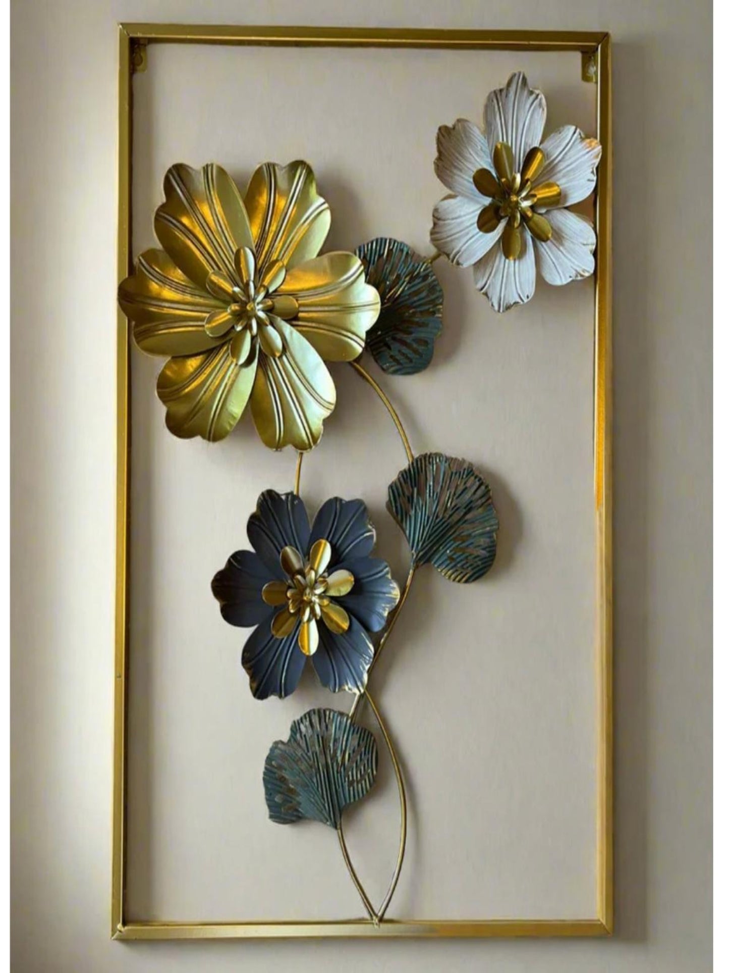 Imported Premium Quality Metal Flower Frame – Elegant Decorative Wall Art - Image 1