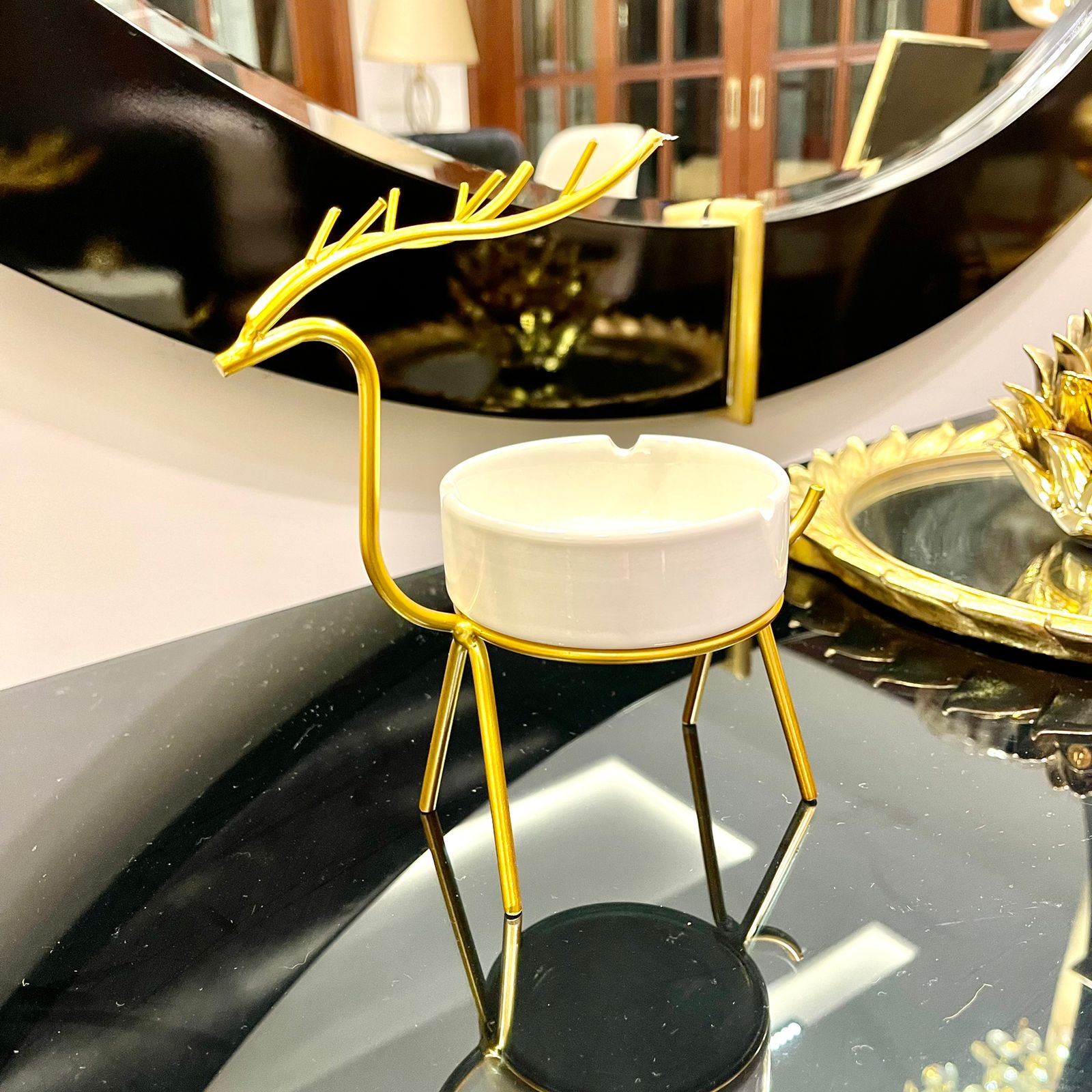 METALLIC GOLDEN GAZELLE STYLE ASH TRAY DECOR FOR TABLE AND HOME - Image 4