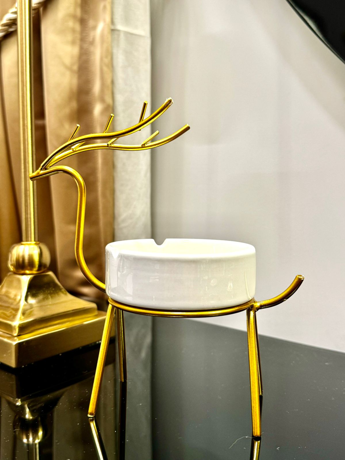 METALLIC GOLDEN GAZELLE STYLE ASH TRAY DECOR FOR TABLE AND HOME - Image 6