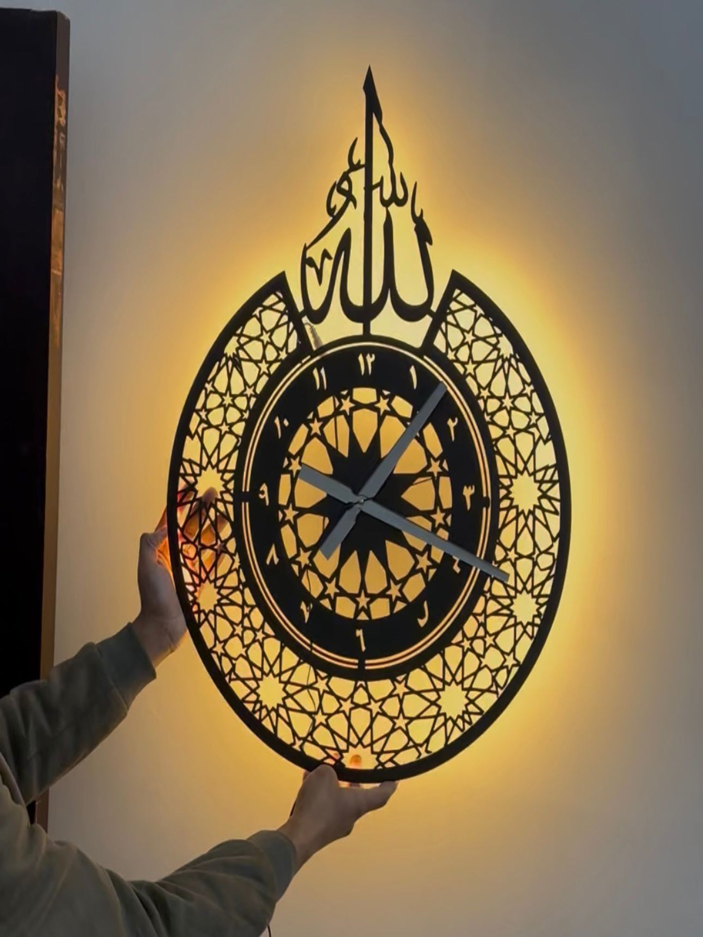 Divine Glow Islamic Clock - Image 1